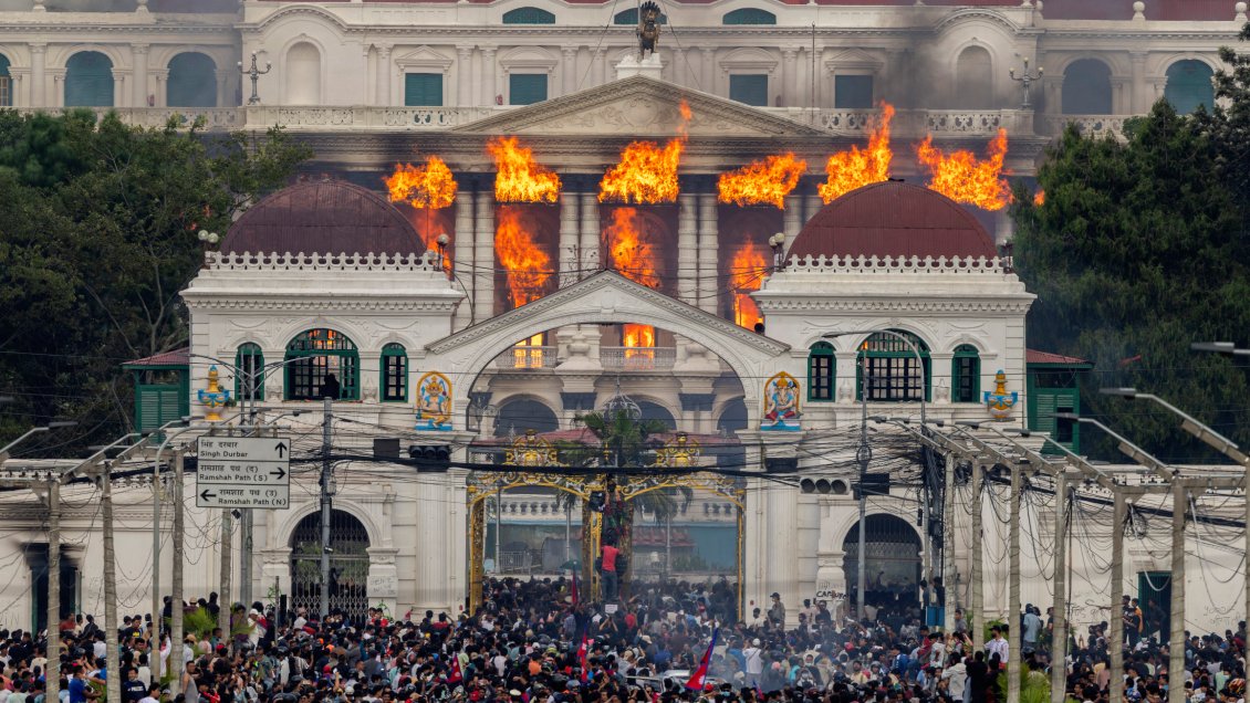 Nepal incendio congreso 