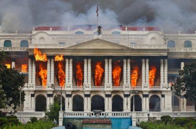 Nepal incendio congreso