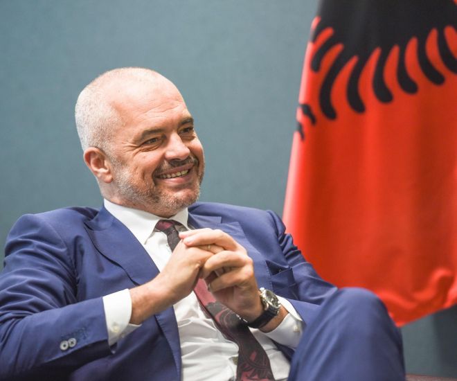 Albania primera ministra IA